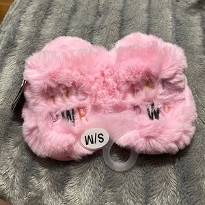 Embroidered mules/slippers